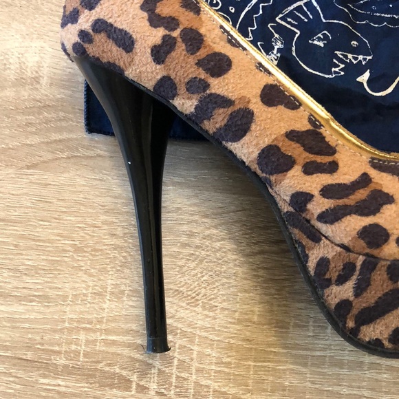 Charlotte Russe leopard platform stilettos - Picture 2 of 4